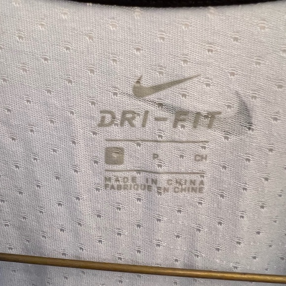 Nike Womens Tank Top Running Tailwind Breathe Dri Fit Racerback Blue White Small - Picture 3 of 3